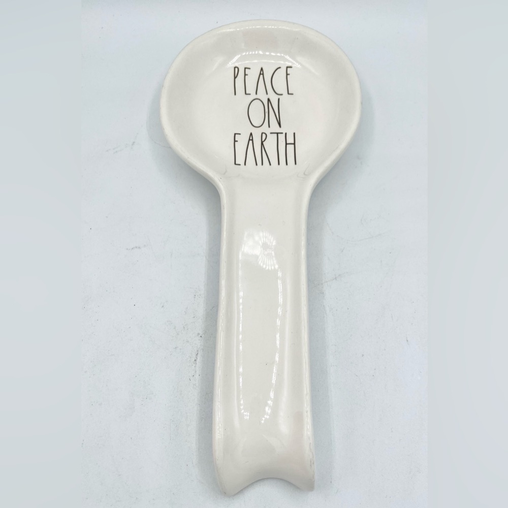 RAE DUNN "PEACE ON EARTH" CHRISTMAS SPOON REST 10”